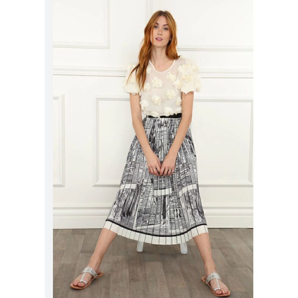 Zero degrees Celsius Newspaper Vintage Print pleated Midi Skirt Size S NWOT$230